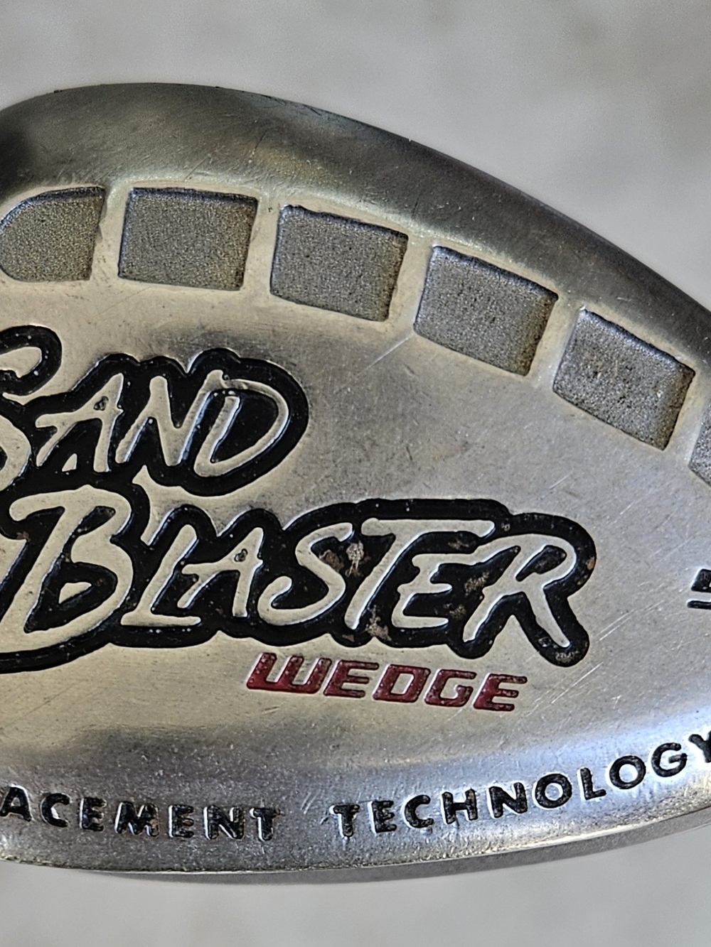 Sand Blaster 52° Wedge – Displacement Technology Golf Club